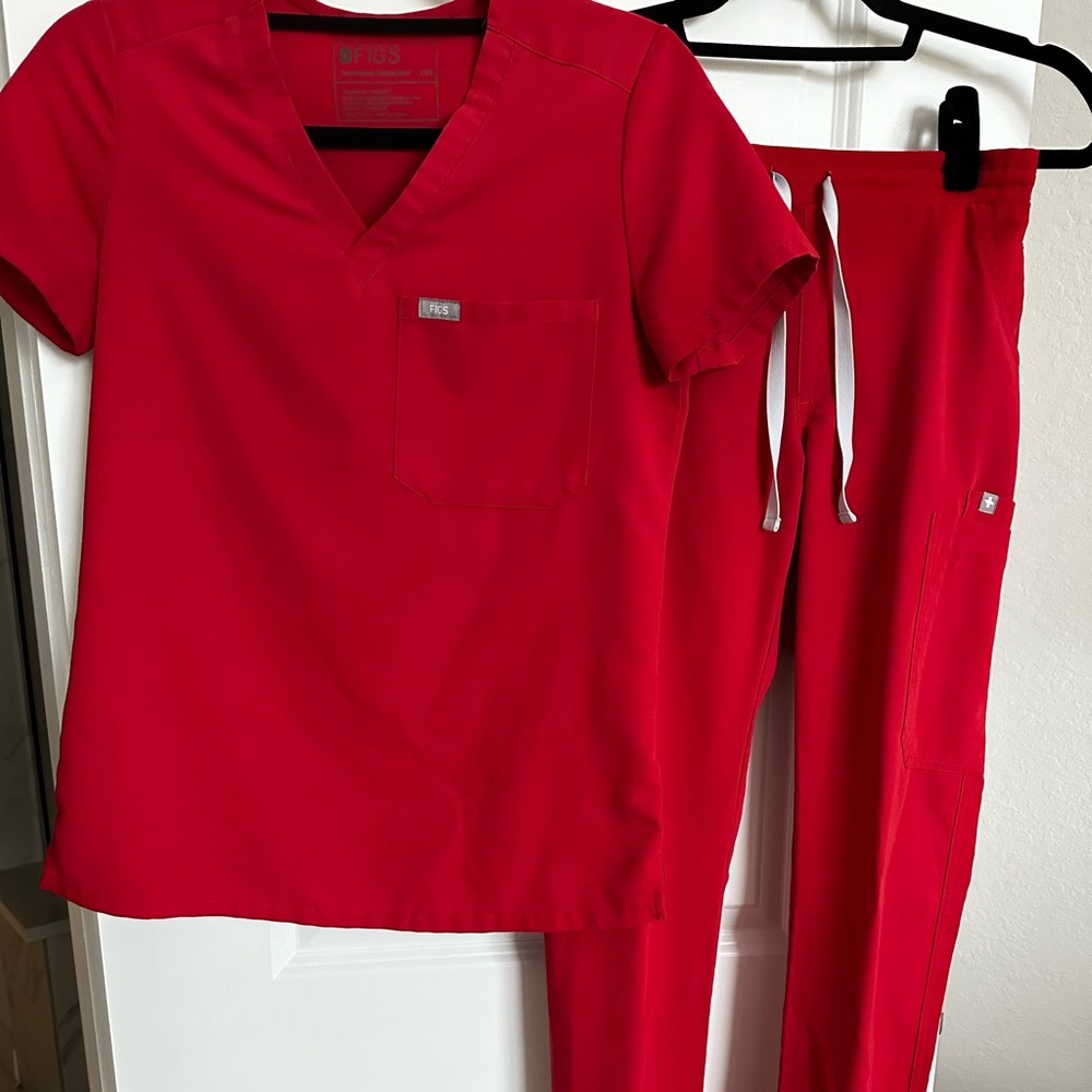 Figs Technical Collection in Vivid Red